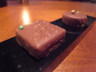BVLGARI　Bar
