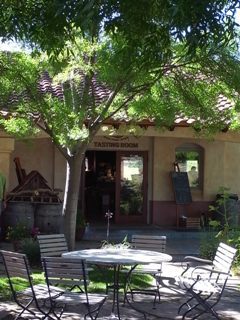 CASTORO CELLARS shop